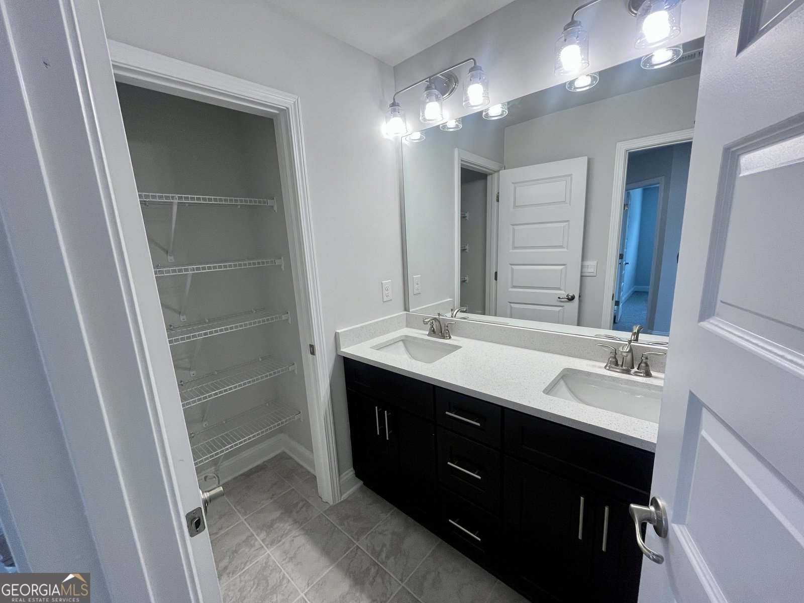 221 Shoreline Way Macon - 9