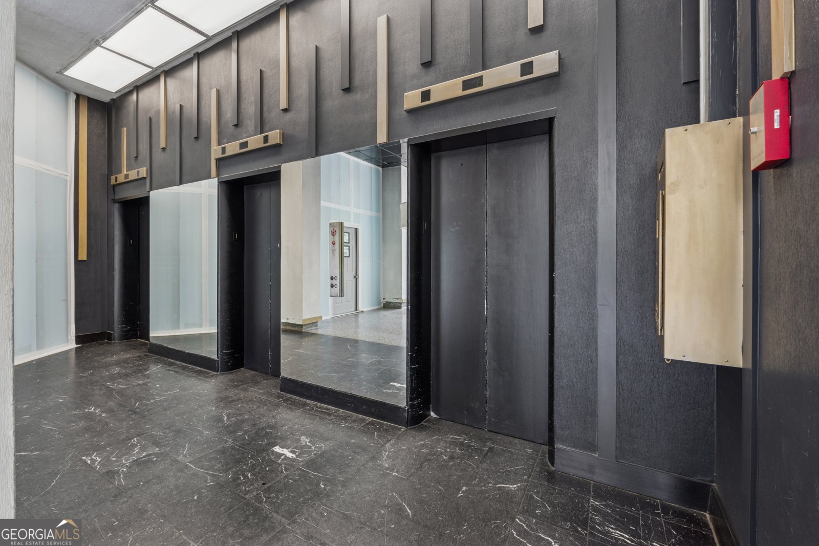 215 Piedmont Avenue Atlanta - 24