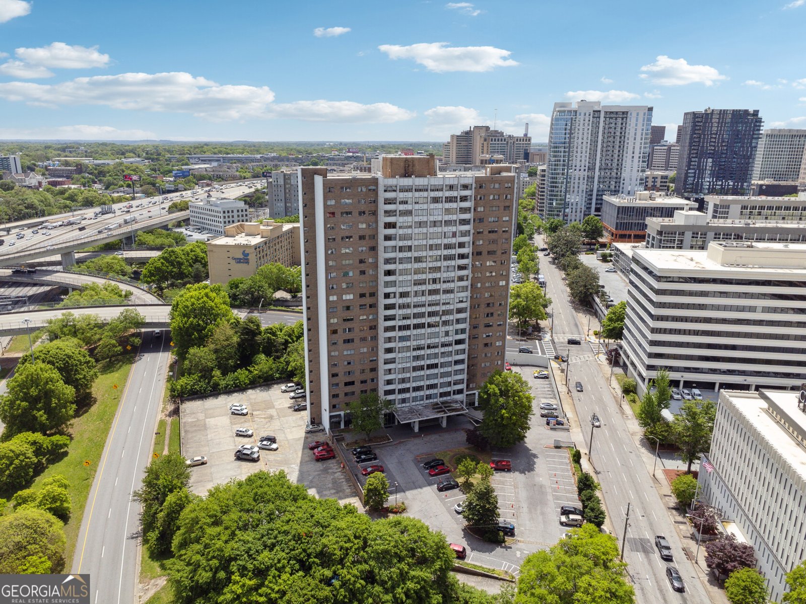 215 Piedmont Avenue Atlanta - 28