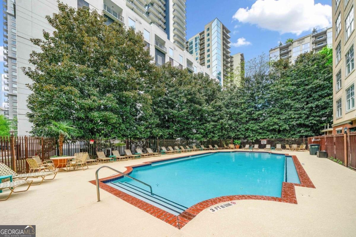 1101 Juniper Street Atlanta - 19