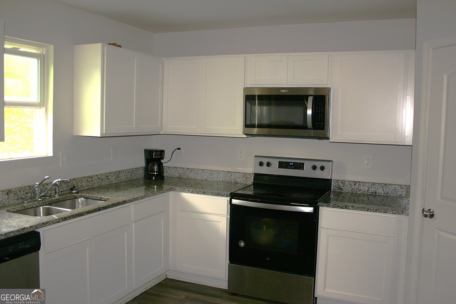 23 Oxford Lane Kingston - 11