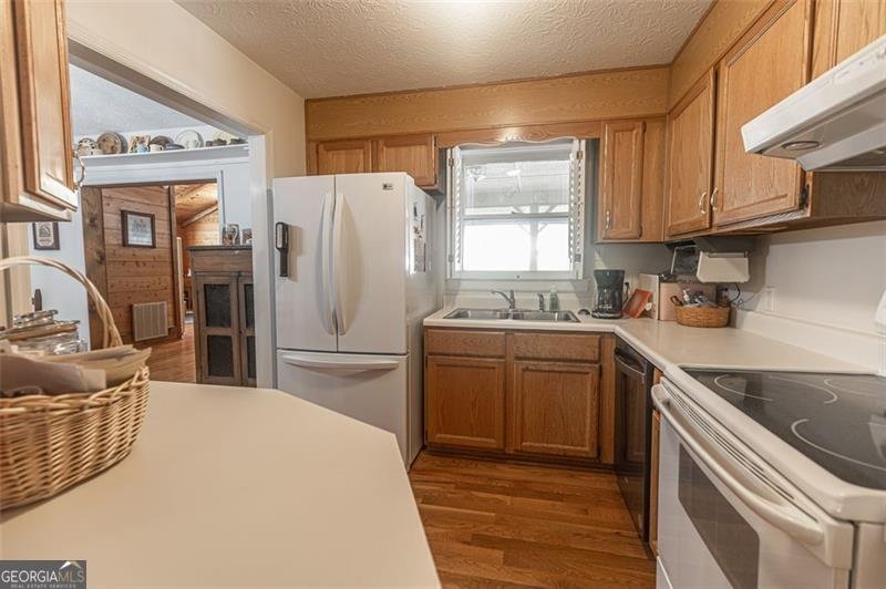 24 BAGWELL Lane Rydal - 11