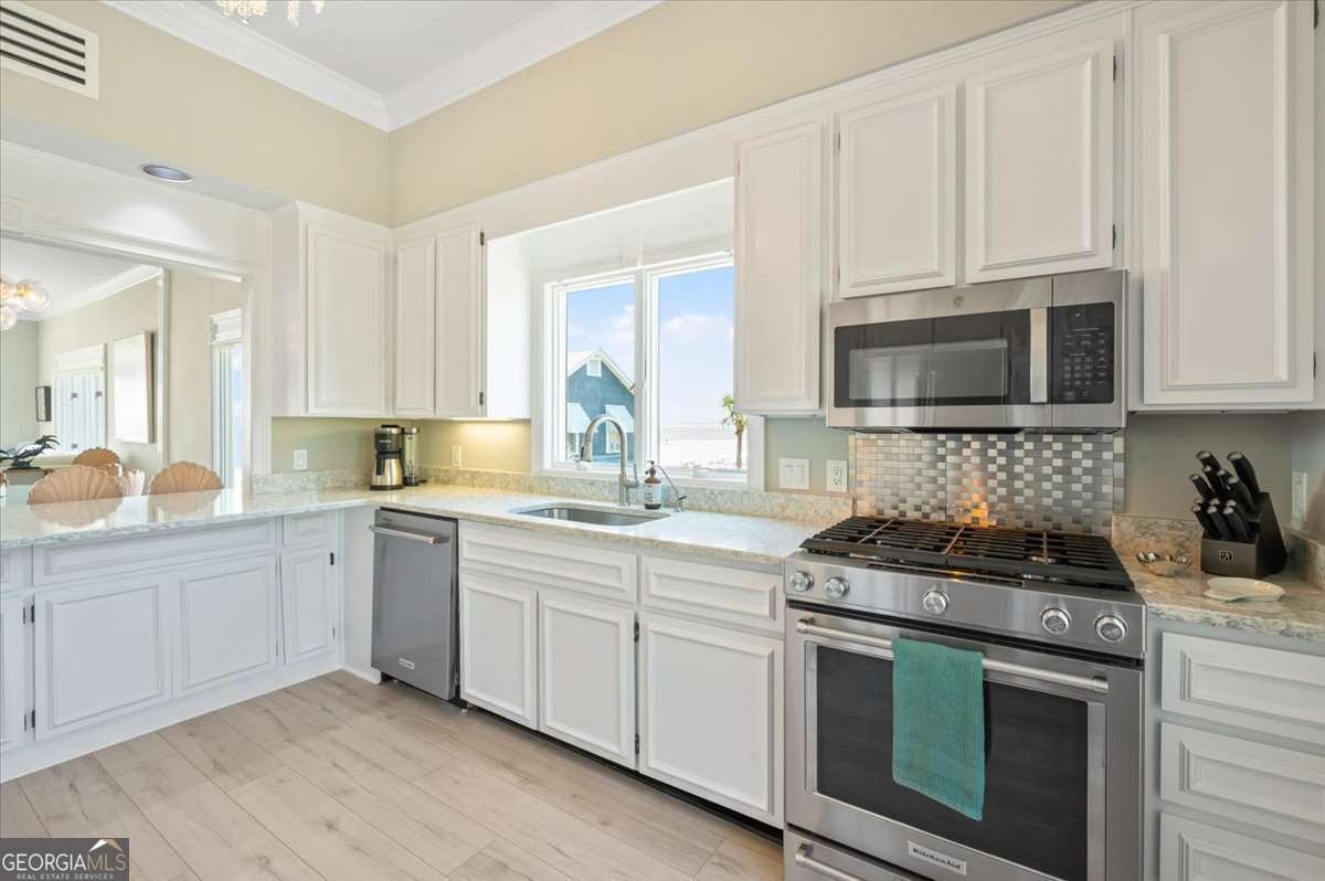 1028 Beachview Drive St. Simons - 27