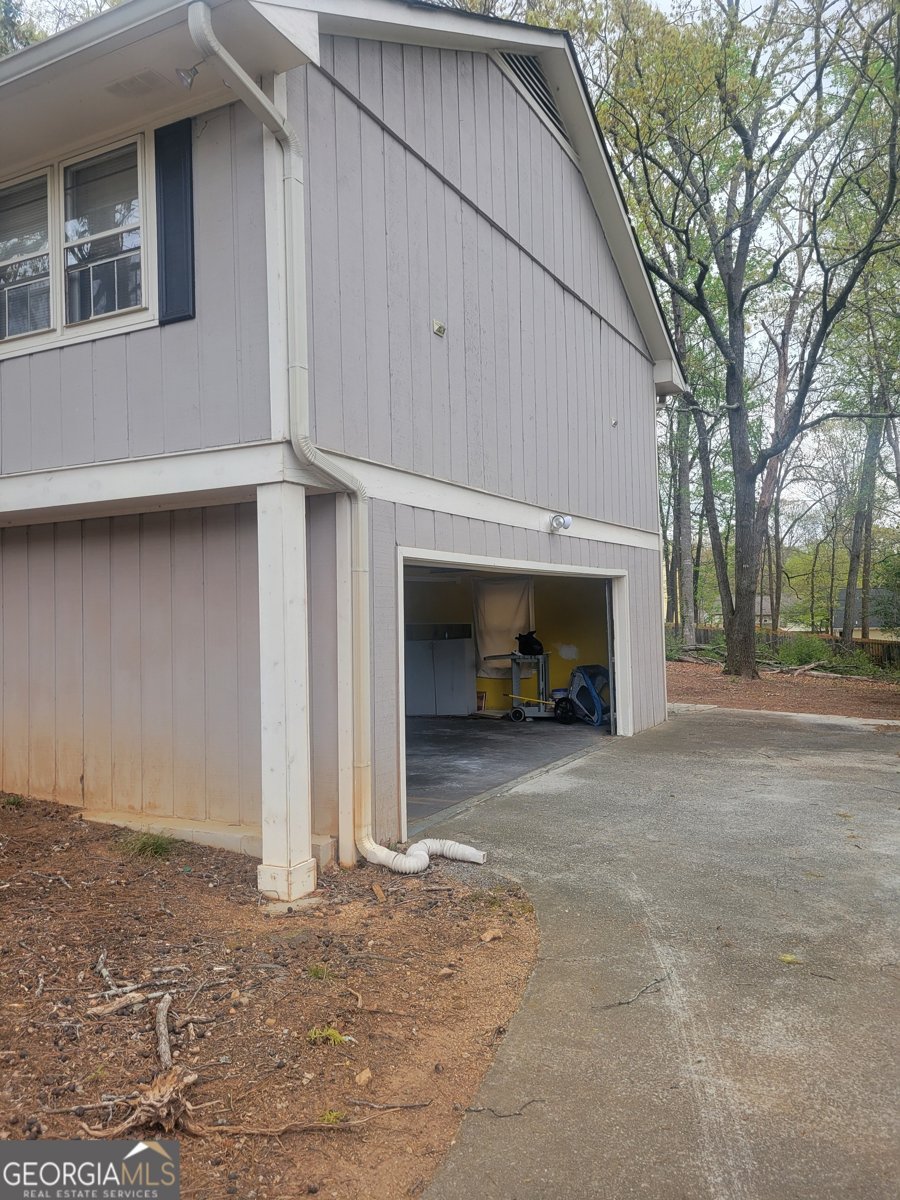 5251 Greenpoint Drive Stone Mountain - 3