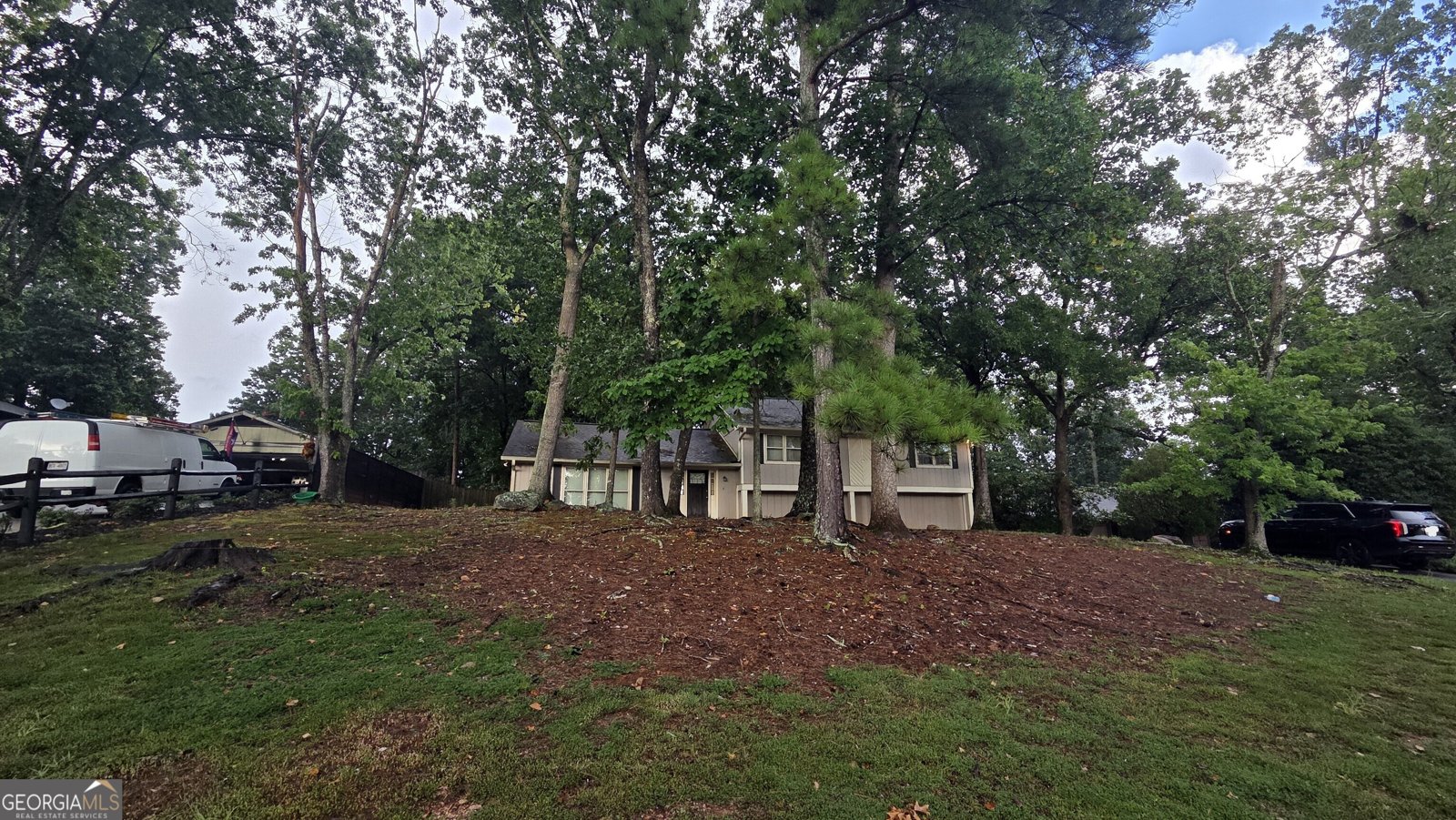 5251 Greenpoint Drive Stone Mountain - 73