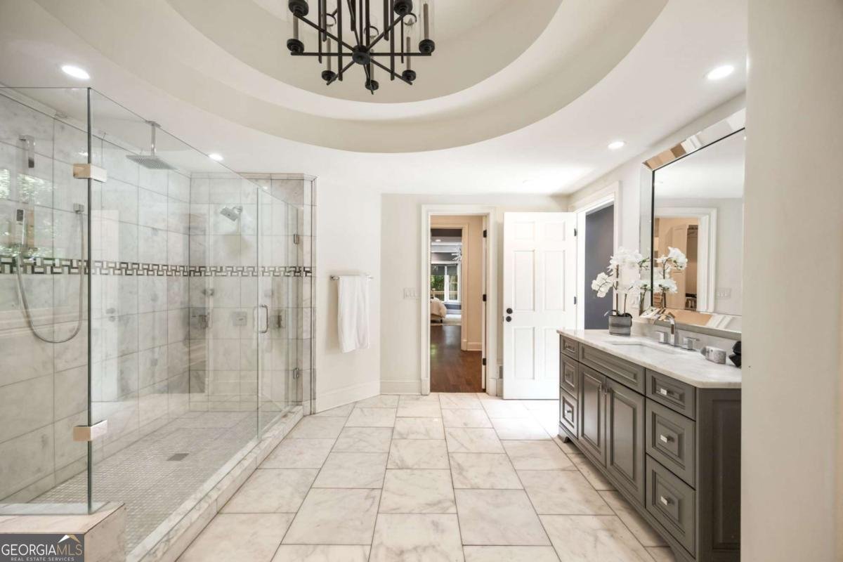 3511 Roxboro Road Atlanta - 73