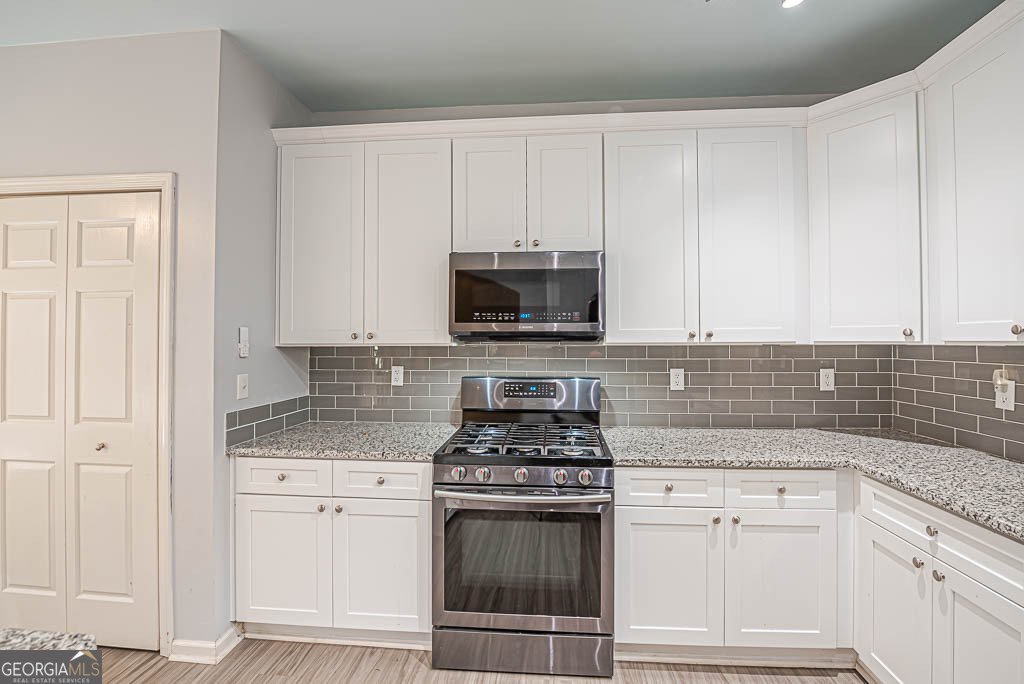 3235 3235 Crestview Drive Cumming - 37