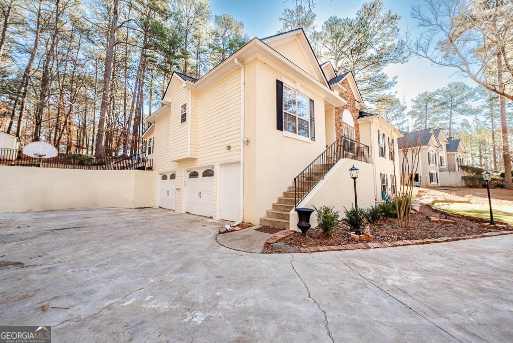 3235 3235 Crestview Drive Cumming - 92