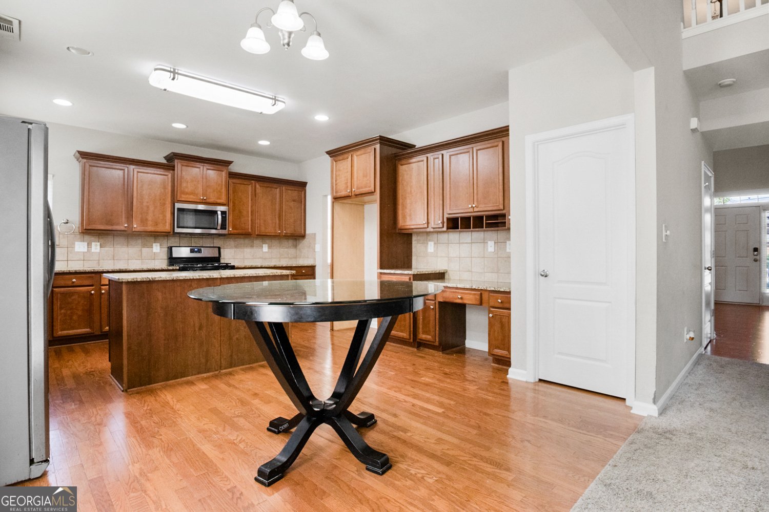 1502 Silver Mist Circle Powder Springs - 5