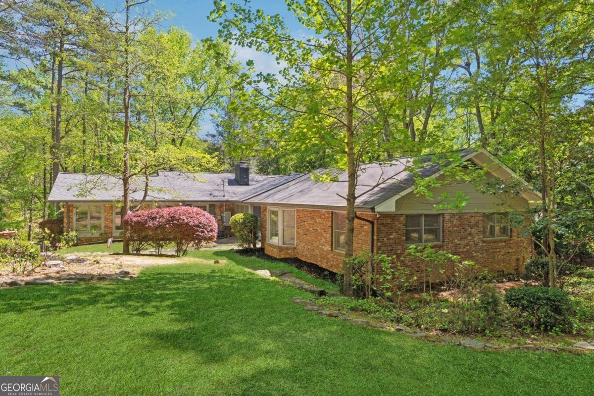 1387 Springdale Road Gainesville - 38