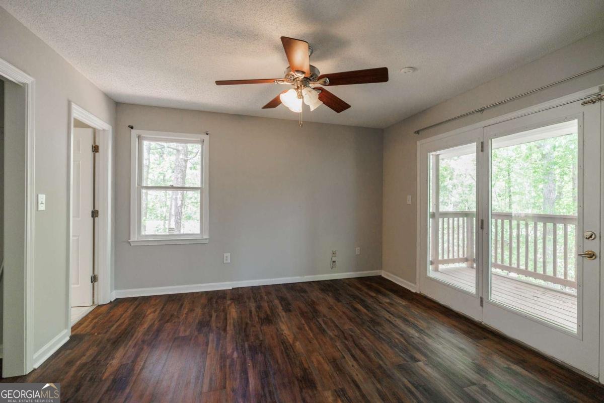 345 Research Drive Athens - 16