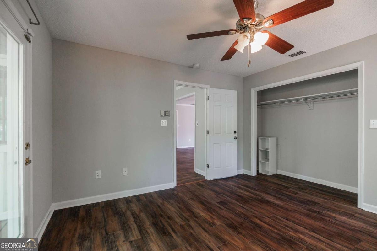 345 Research Drive Athens - 17