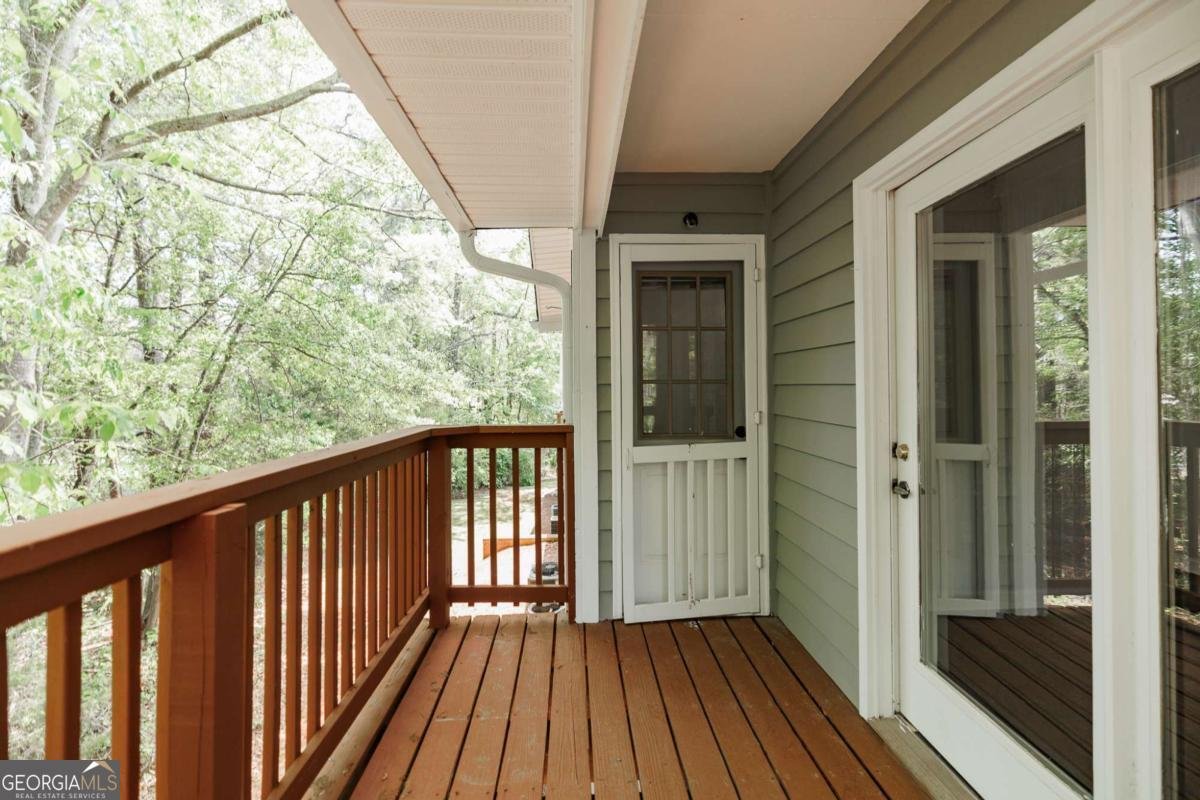 345 Research Drive Athens - 21