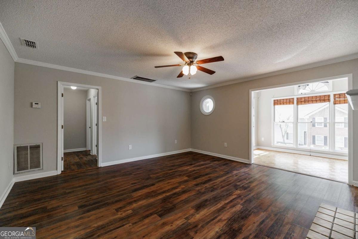 345 Research Drive Athens - 9