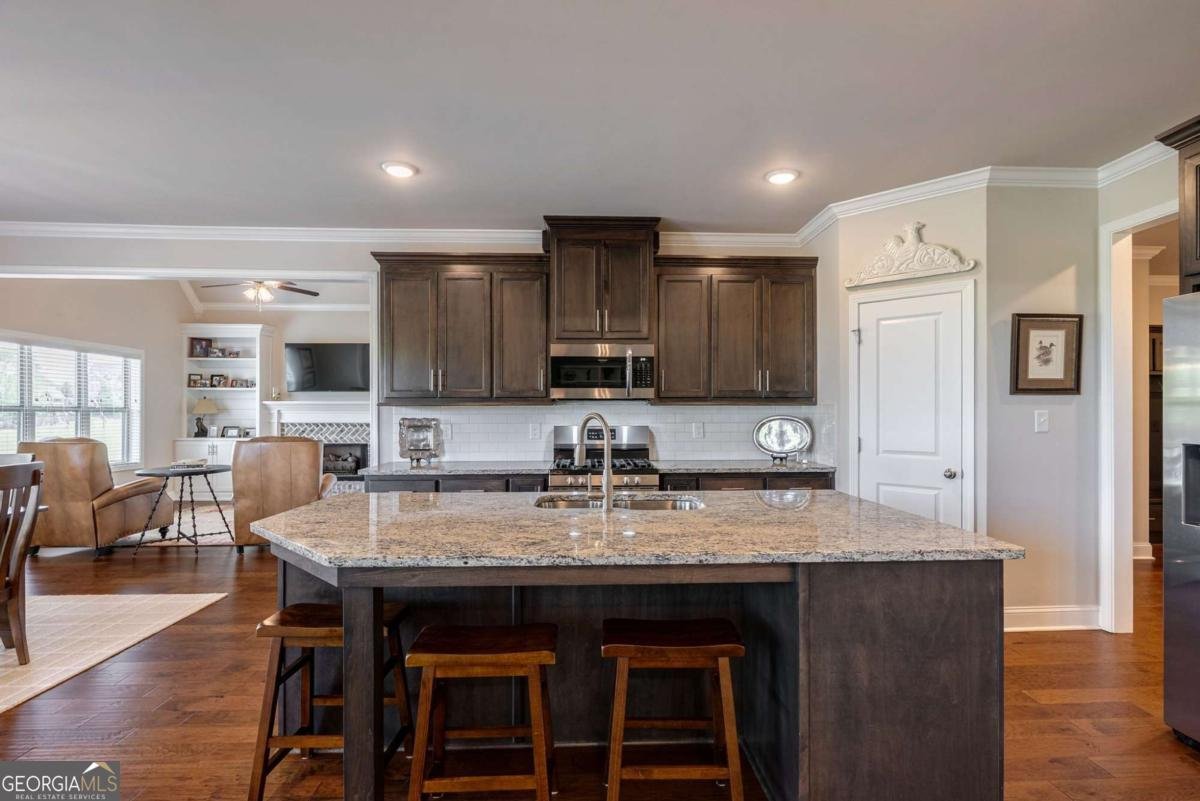 2424 Princeton Bend Way Bogart - 12