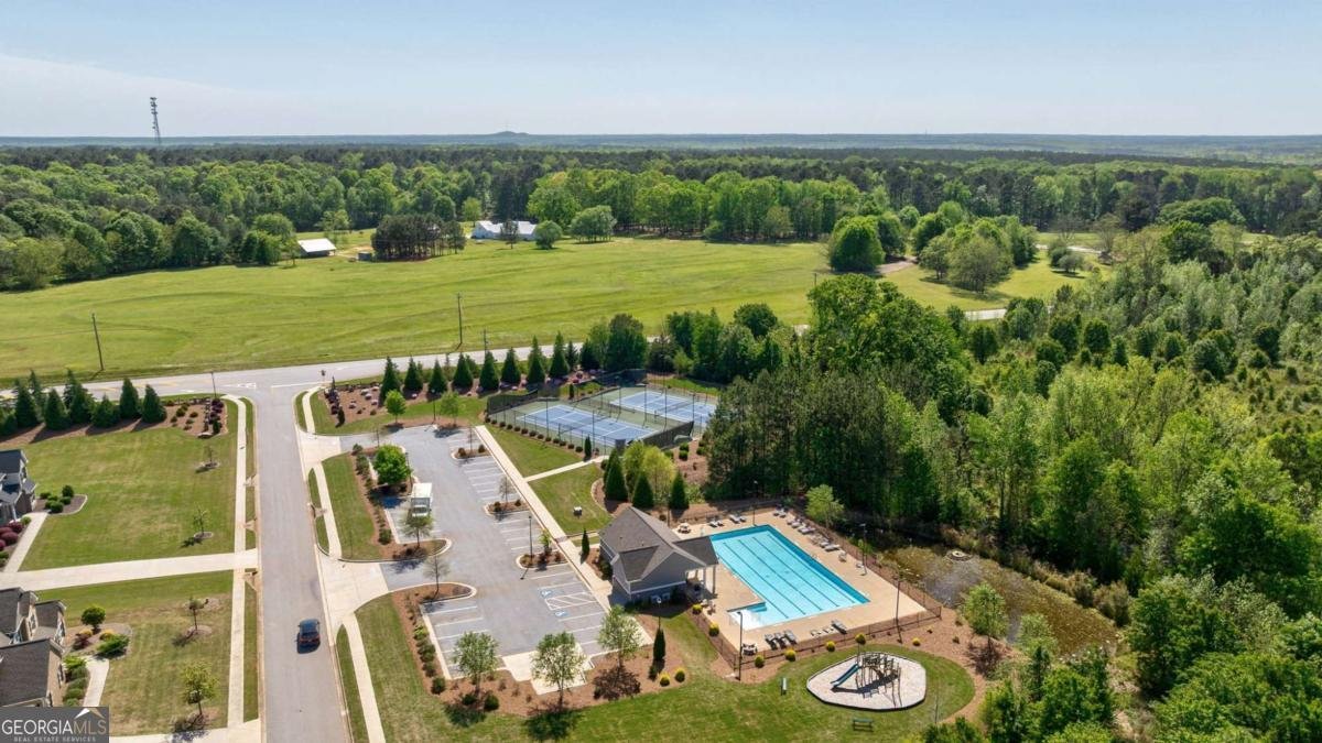 2424 Princeton Bend Way Bogart - 66