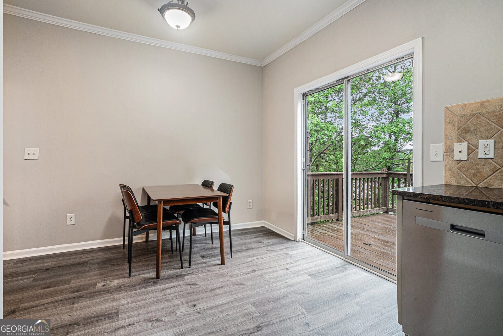 1137 Liberty Parkway Atlanta - 11
