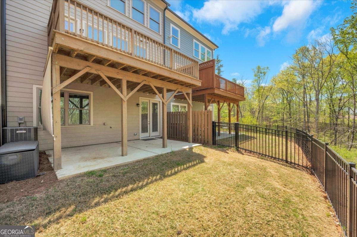 427 Retreat Lane Canton - 44
