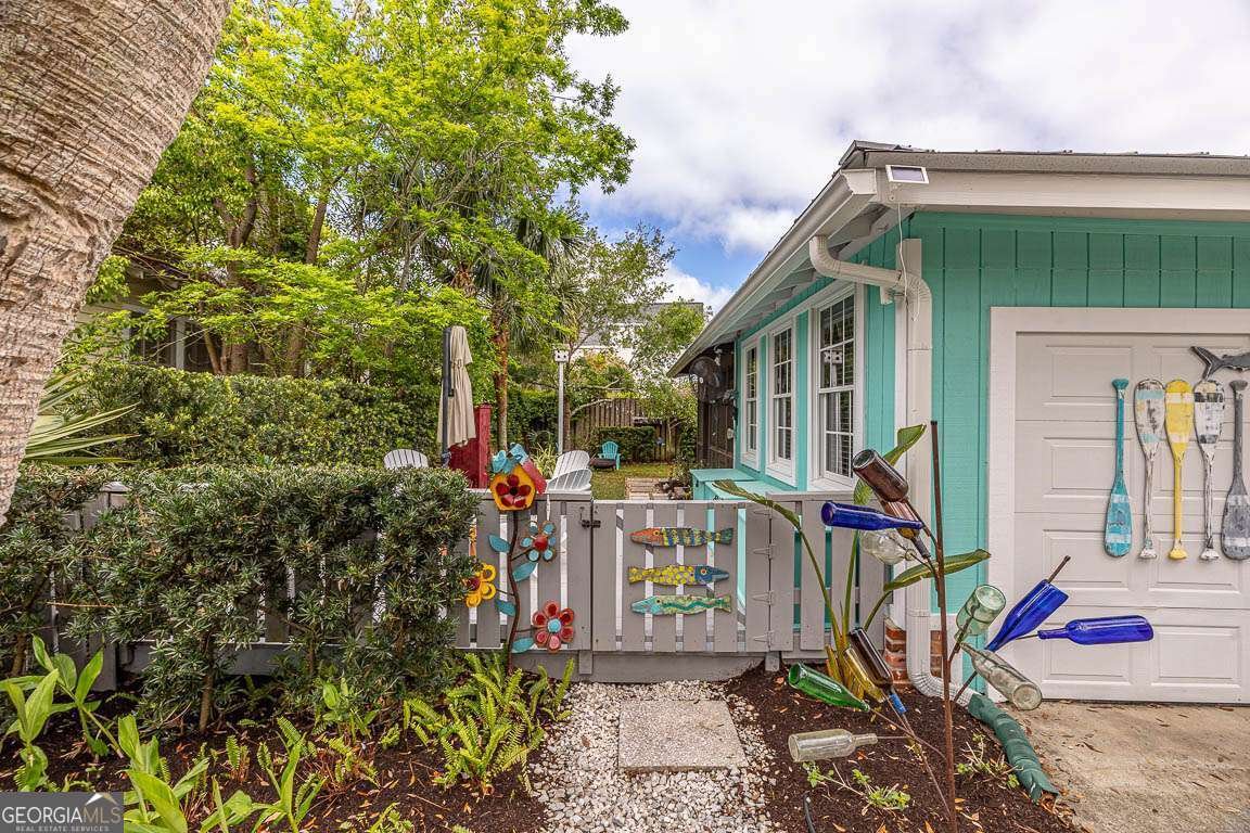 1129 College Street St. Simons - 27