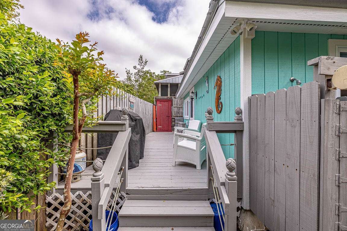 1129 College Street St. Simons - 33