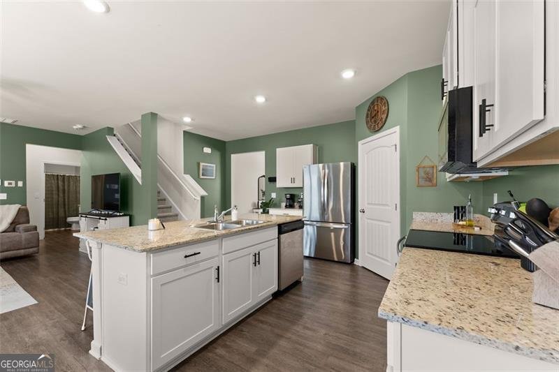 867 STARBUCK Pendergrass - 11