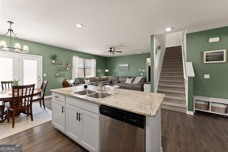 867 STARBUCK Pendergrass - 12