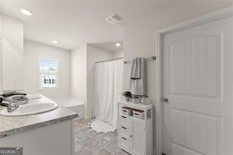 867 STARBUCK Pendergrass - 24