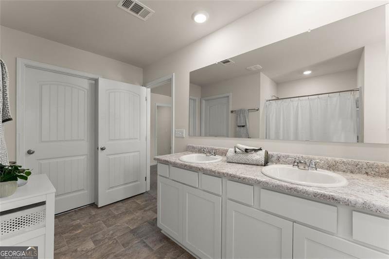 867 STARBUCK Pendergrass - 26