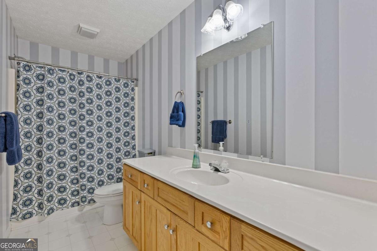 2315 Fisher Drive Loganville - 22