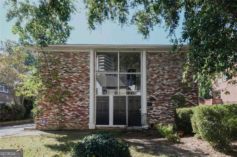 3668 Kingsboro Road Atlanta - 1