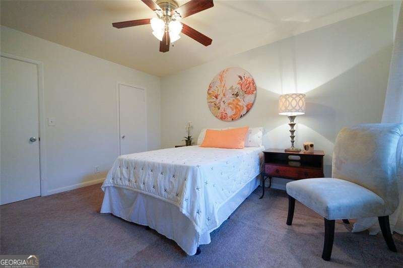 3668 Kingsboro Road Atlanta - 14