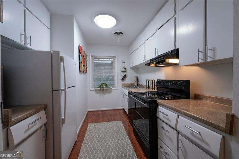 3668 Kingsboro Road Atlanta - 9