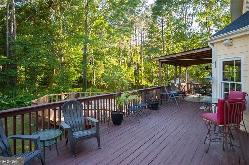7522 Greens Mill Drive Loganville - 35