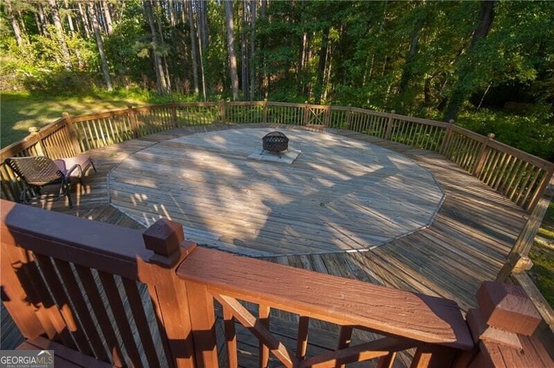 7522 Greens Mill Drive Loganville - 38