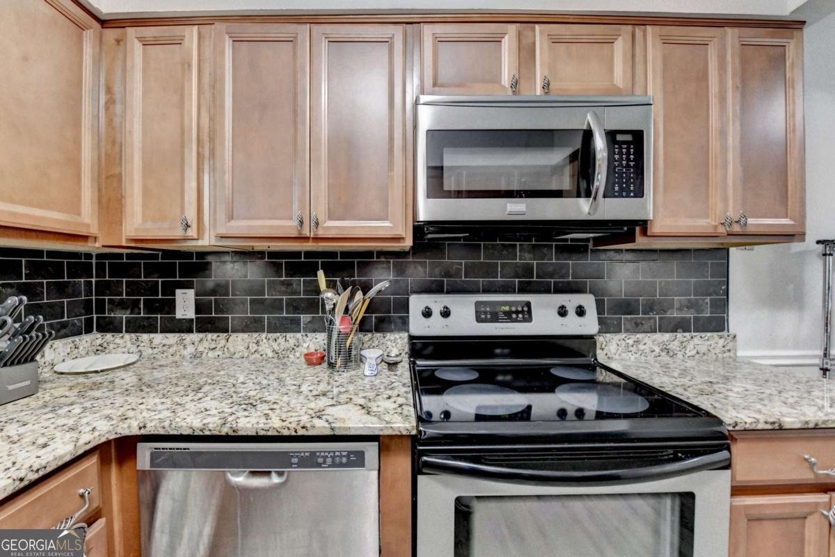 1119 Riverbend Club Drive Atlanta - 14
