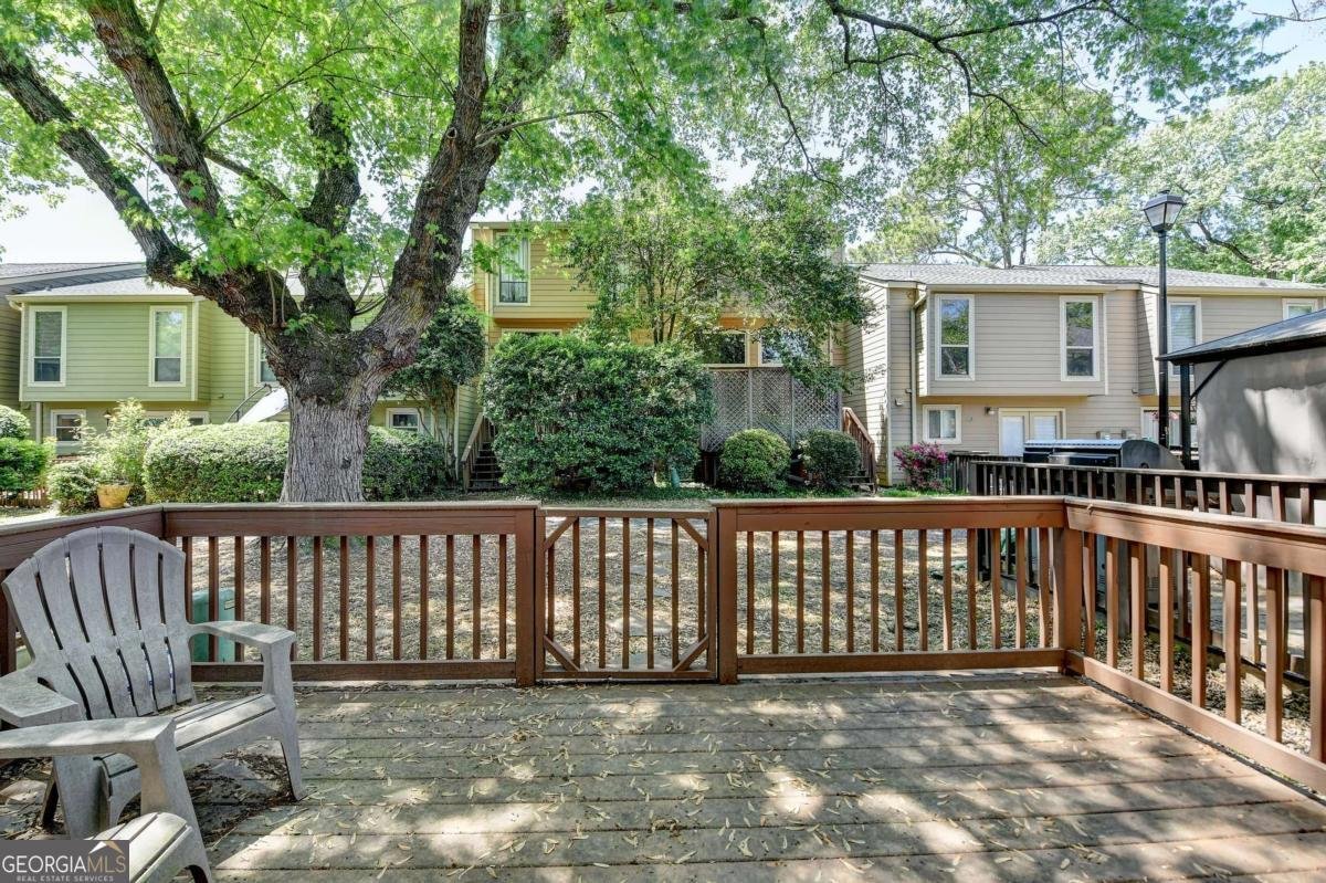 1119 Riverbend Club Drive Atlanta - 33