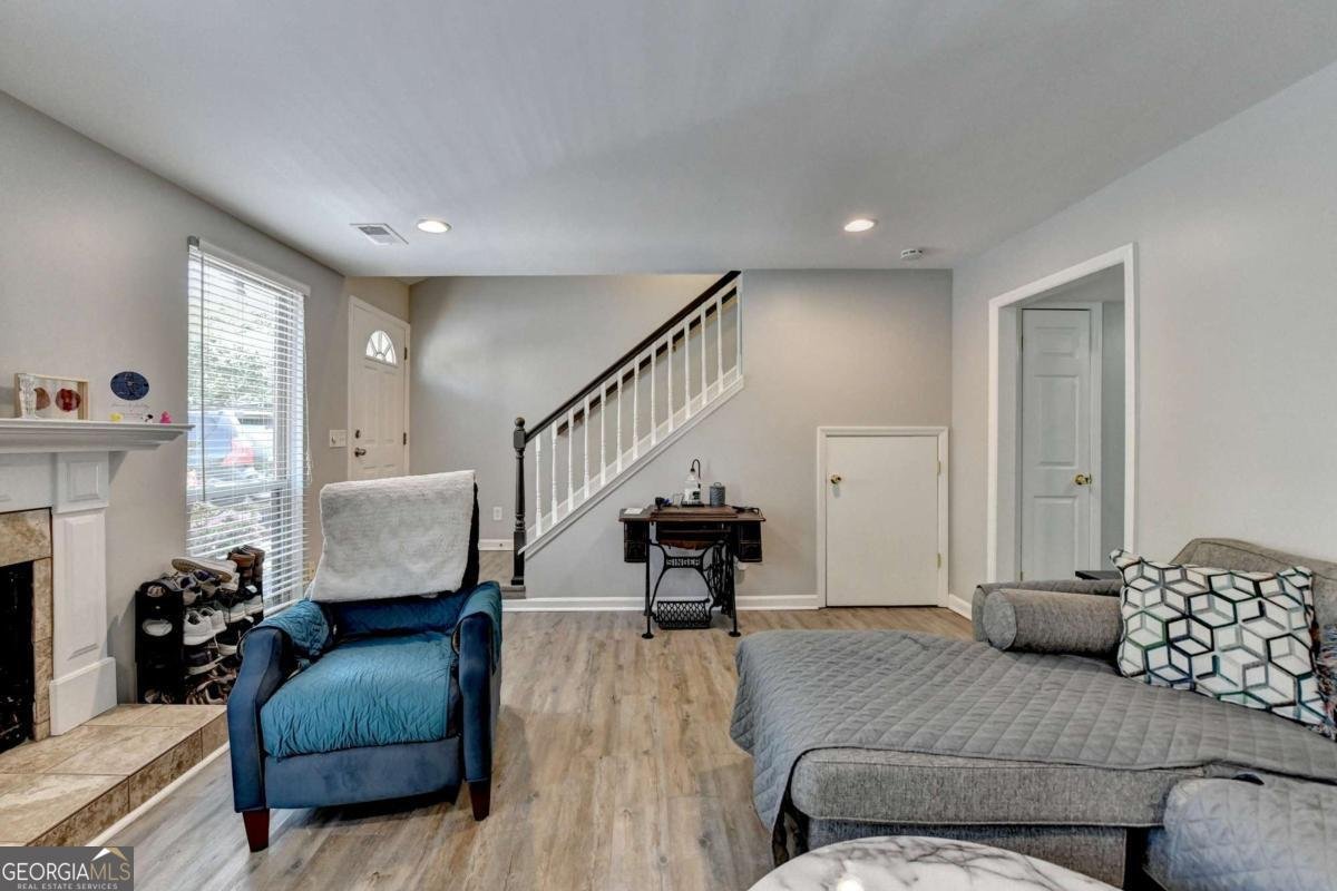 1119 Riverbend Club Drive Atlanta - 5