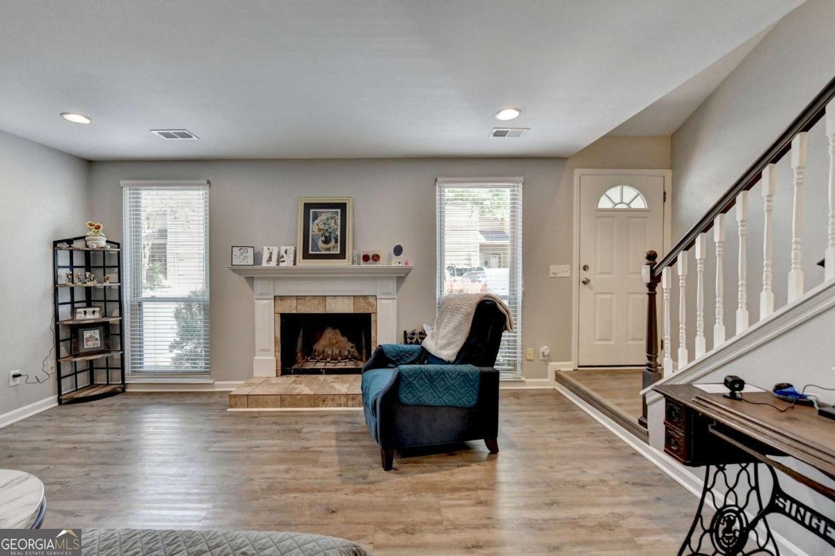 1119 Riverbend Club Drive Atlanta - 8