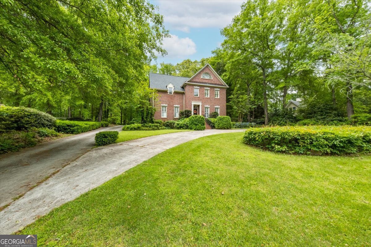 172 Lake View Drive Macon - 1