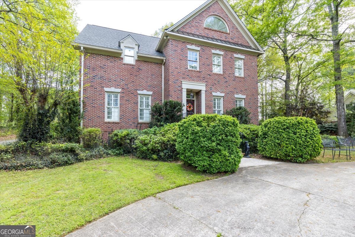 172 Lake View Drive Macon - 2