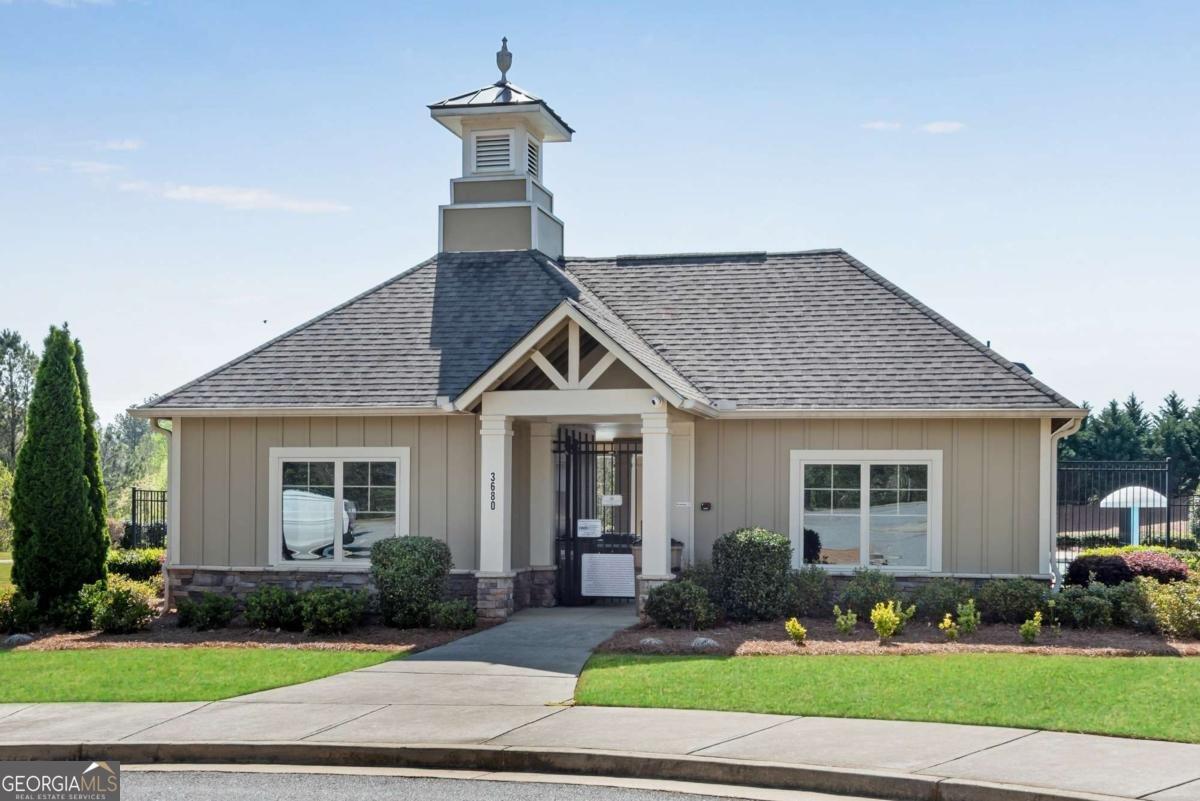 3950 Grandview Manor Drive Cumming - 55
