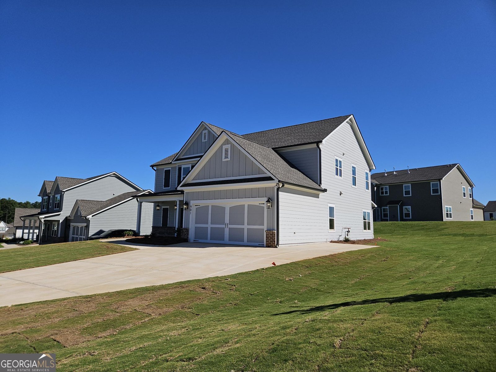 901 Calgary Court Winder - 3