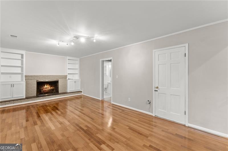 4044 Ashentree Drive Brookhaven - 21