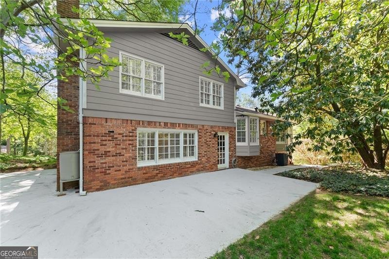 4044 Ashentree Drive Brookhaven - 44