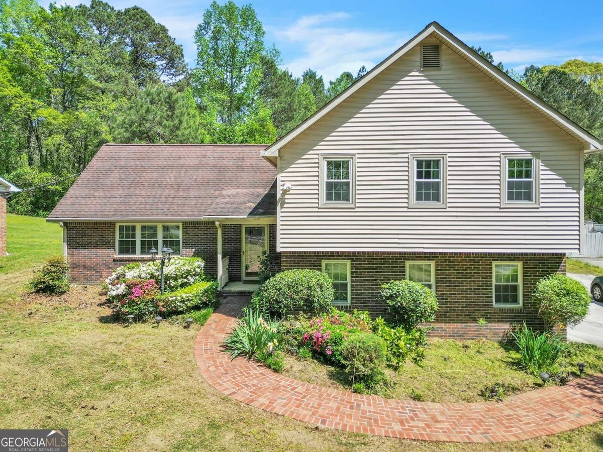 9082 Chestnut Lake Drive Jonesboro - 1