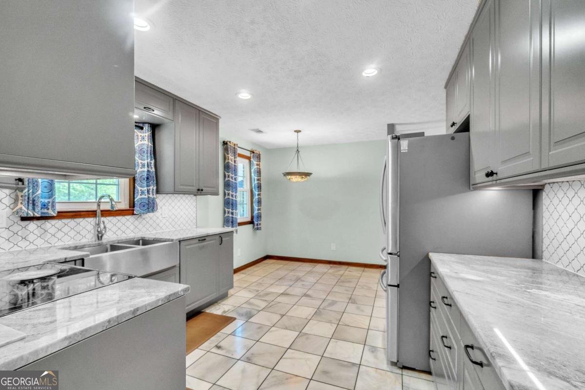 9082 Chestnut Lake Drive Jonesboro - 14