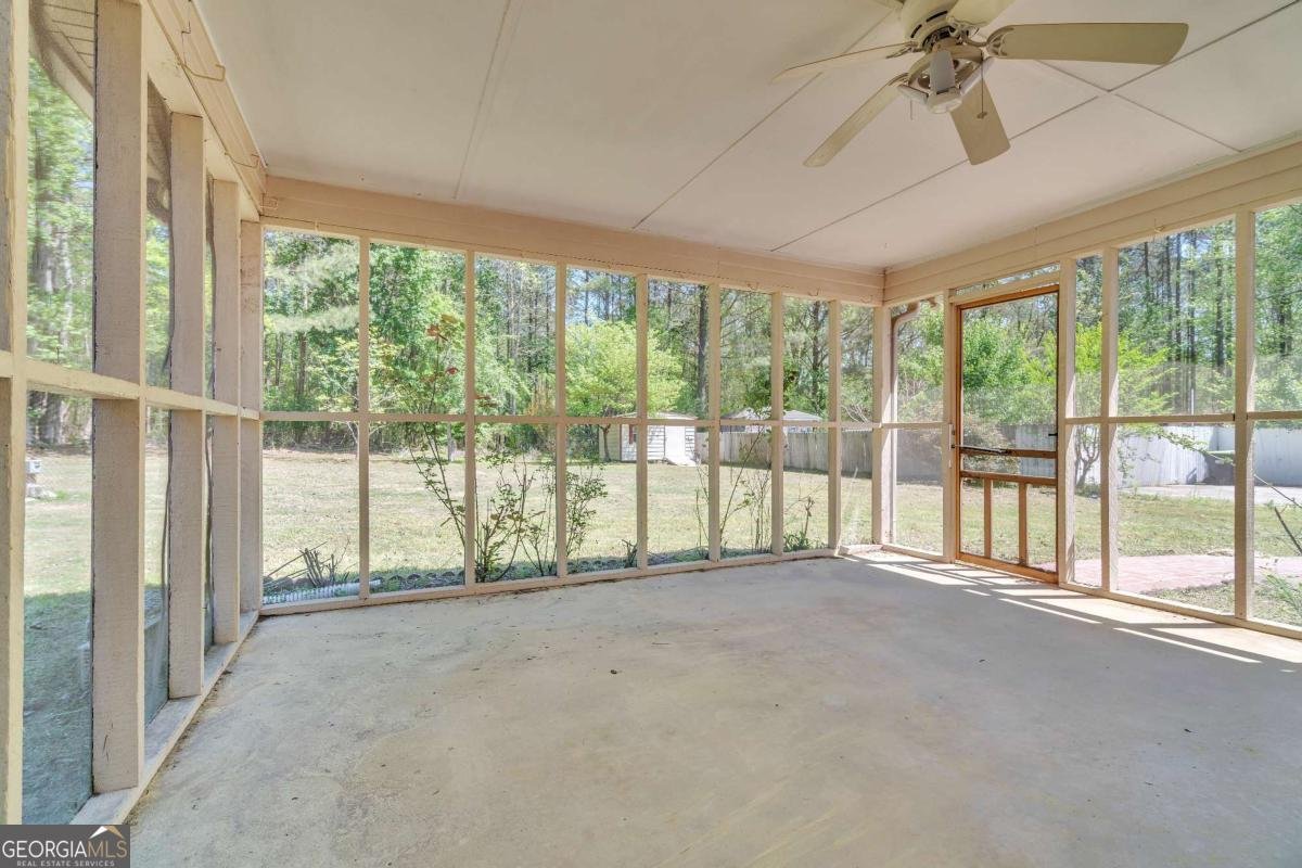 9082 Chestnut Lake Drive Jonesboro - 23