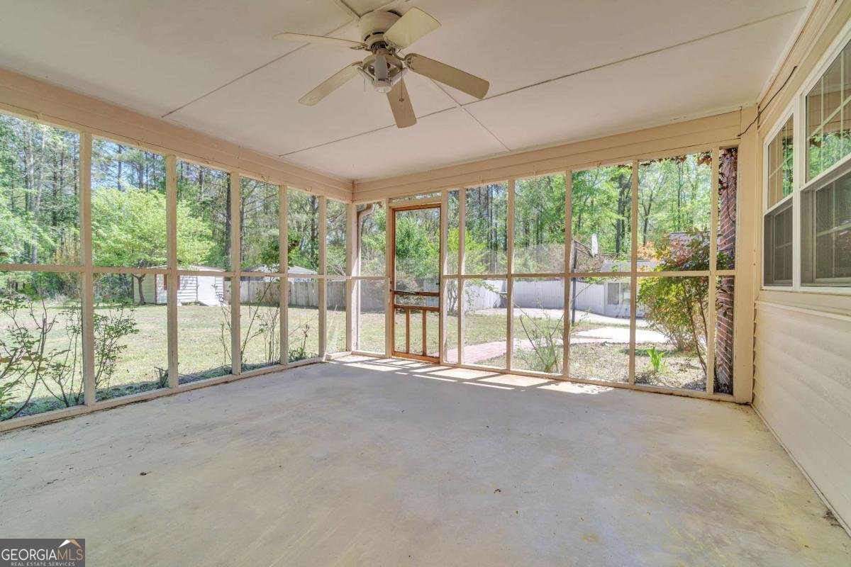 9082 Chestnut Lake Drive Jonesboro - 24