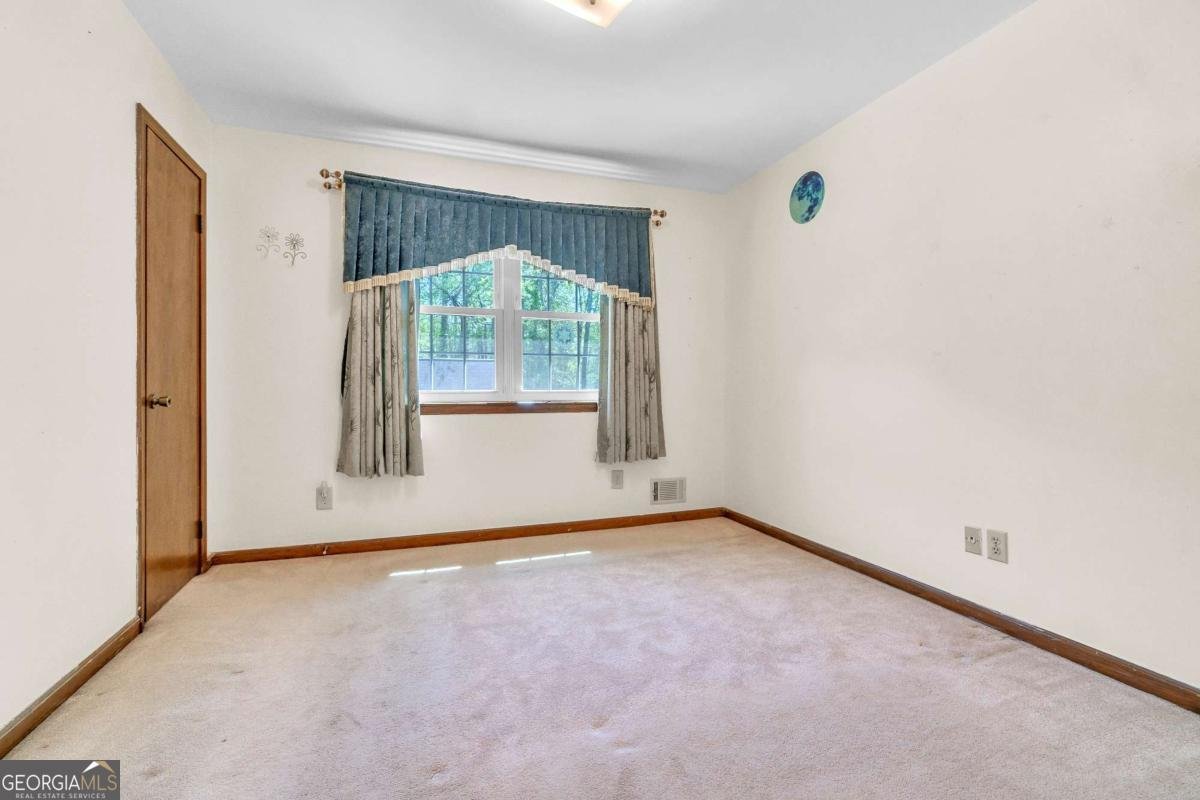 9082 Chestnut Lake Drive Jonesboro - 29