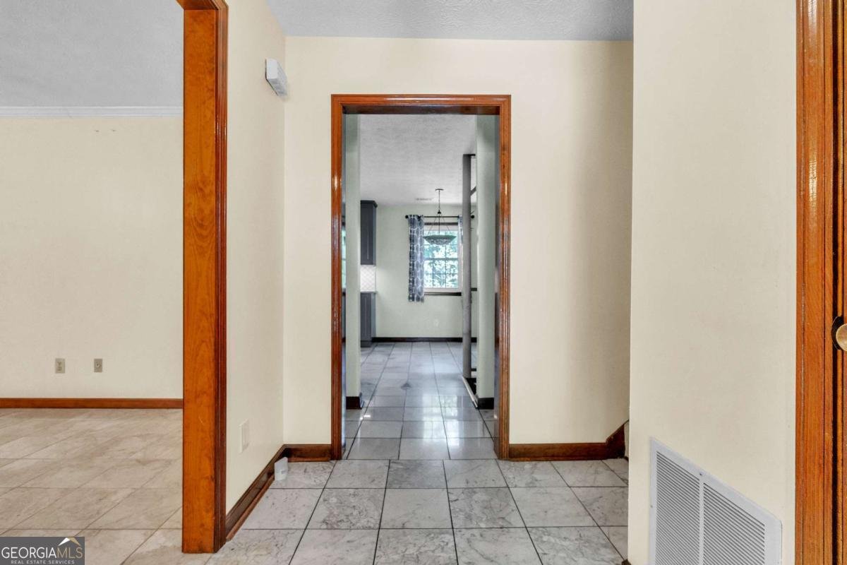 9082 Chestnut Lake Drive Jonesboro - 9